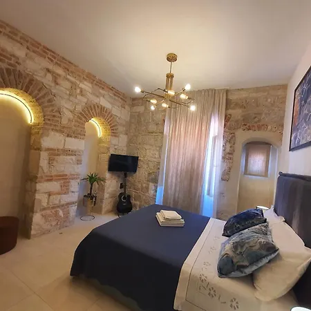 Luxury Promenade - Mini Palace Appartement *